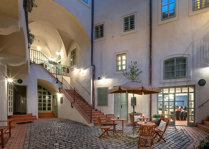 Blue Oak Aparthotel Prague